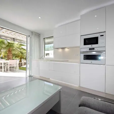 Bungamerica 101 Lujo Vista Mar Плая-де-лас-Америкас